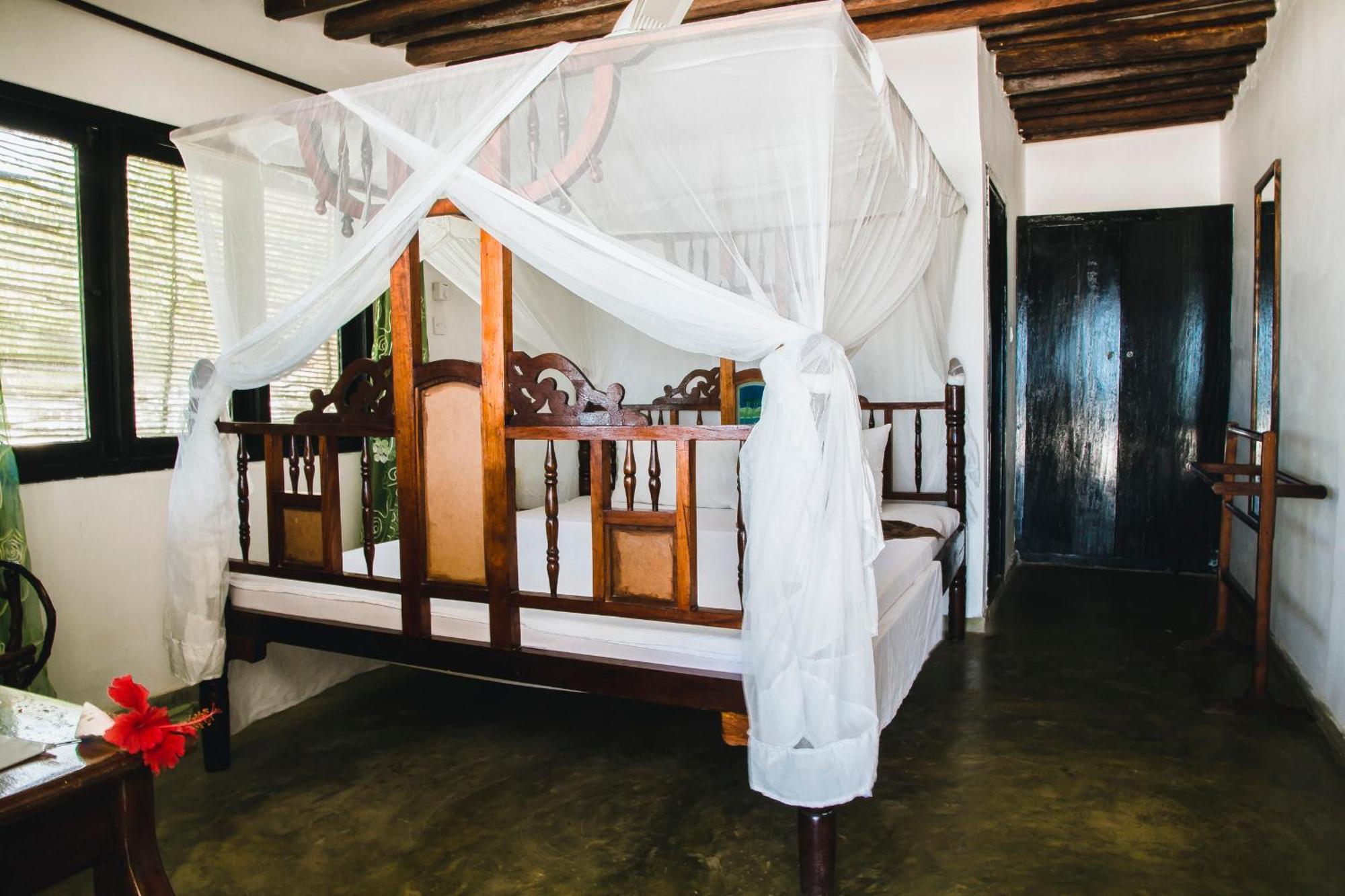 Moonshine Uroa Boutique Hotel Номер фото
