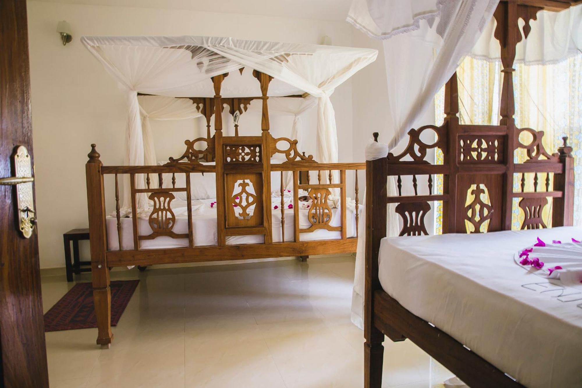 Moonshine Uroa Boutique Hotel Номер фото
